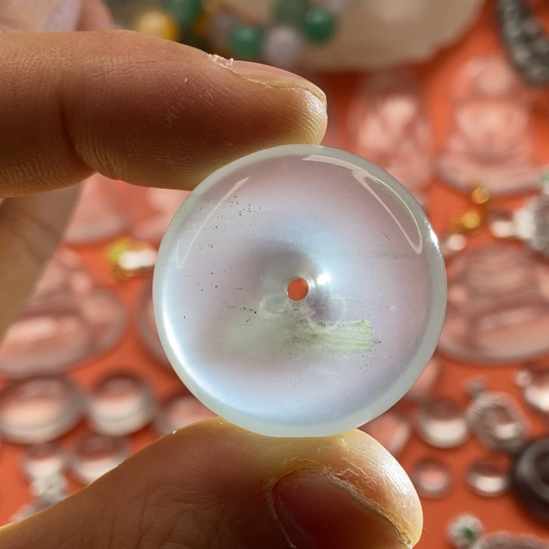 石英质玉颈饰未镶嵌