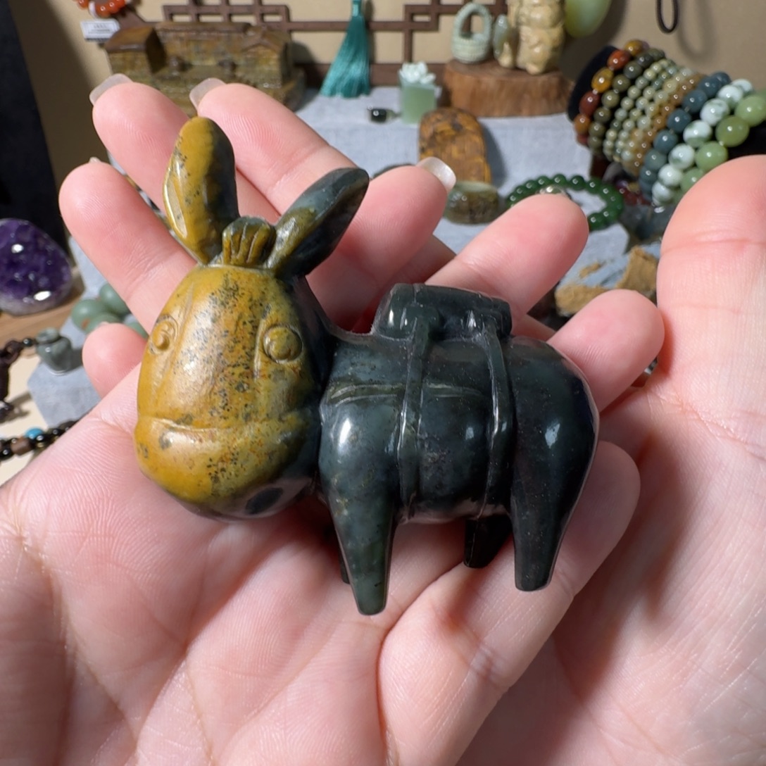 A***）岫岩河磨玉（透闪石质玉）未镶嵌颈饰