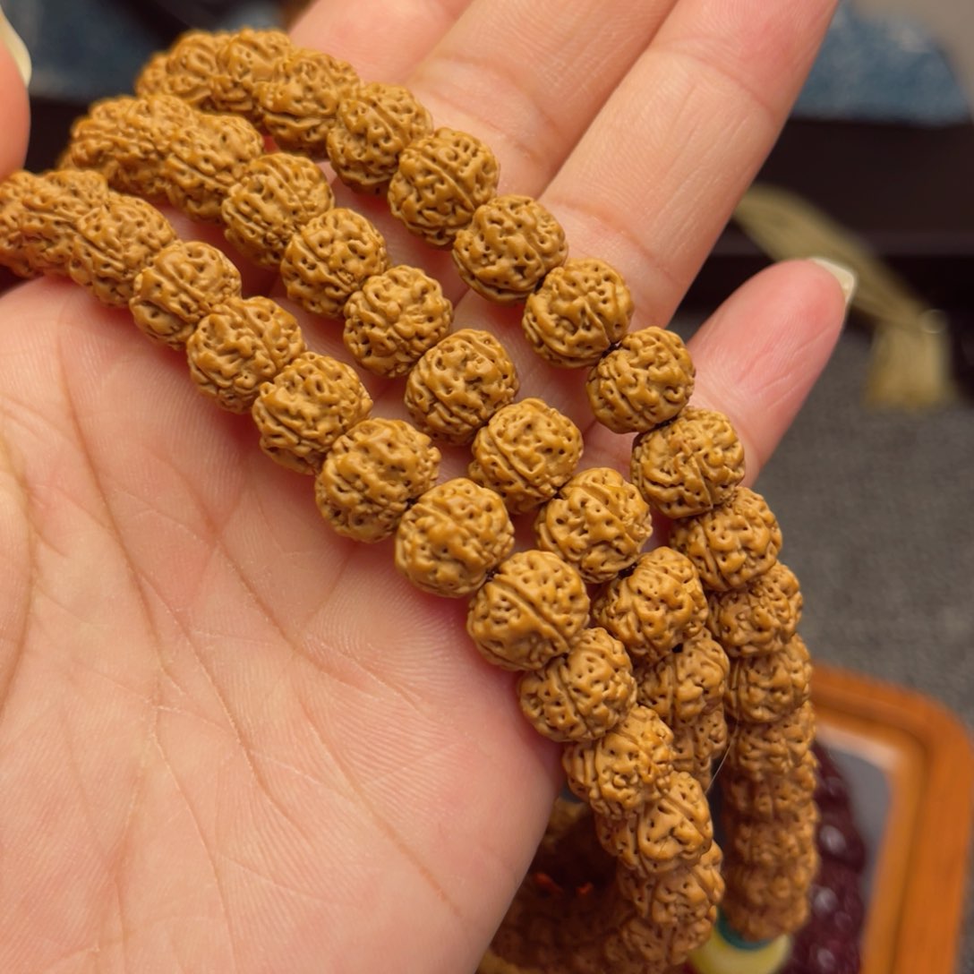 魏***划金刚菩提吊坠精品108