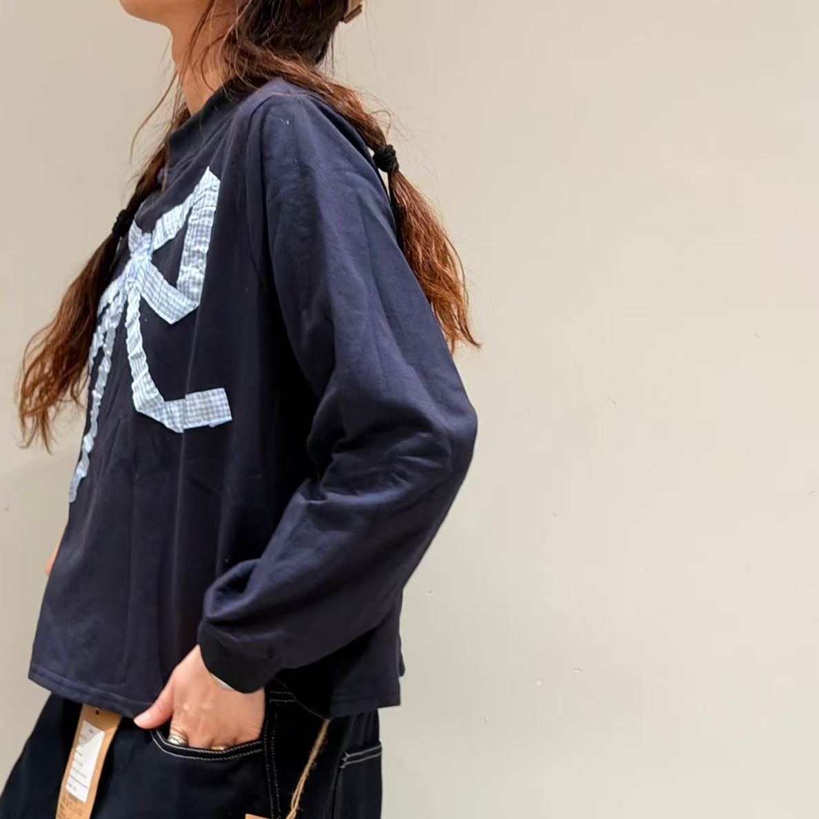 夏小朵 大蝴蝶结长袖T恤 简约宽松小众拼接贴布长袖T恤