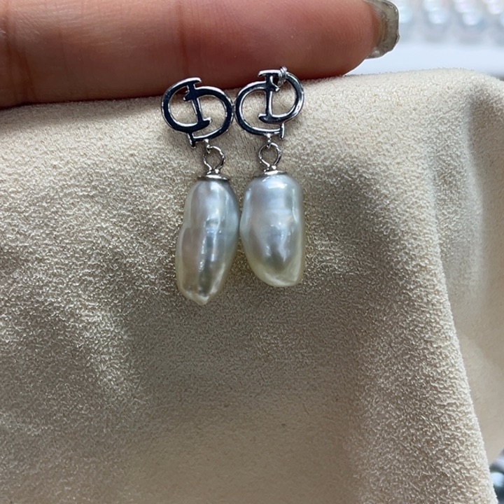 银S925镶嵌耳饰海水珍珠99号