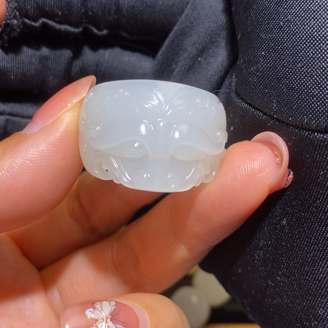 和田玉未镶嵌项圈