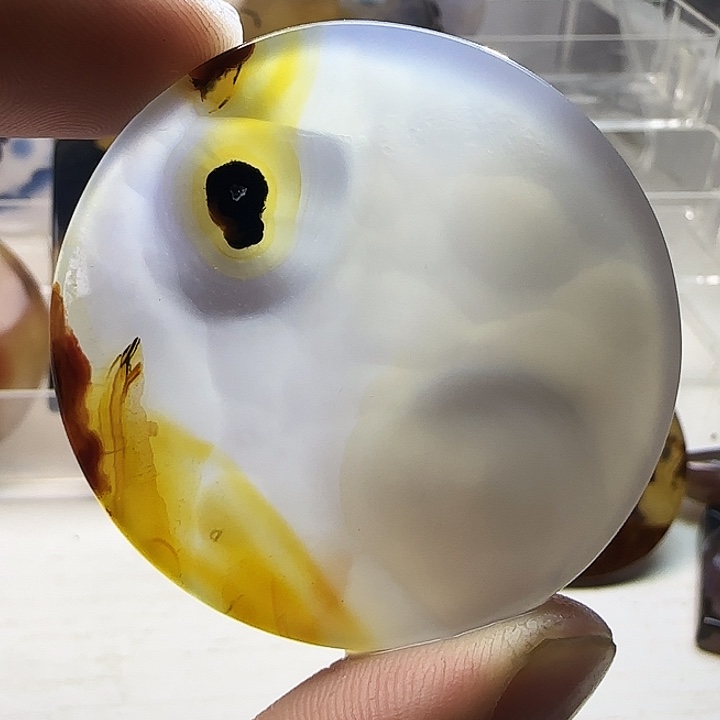 玛瑙/玉髓未镶嵌珠宝奇石