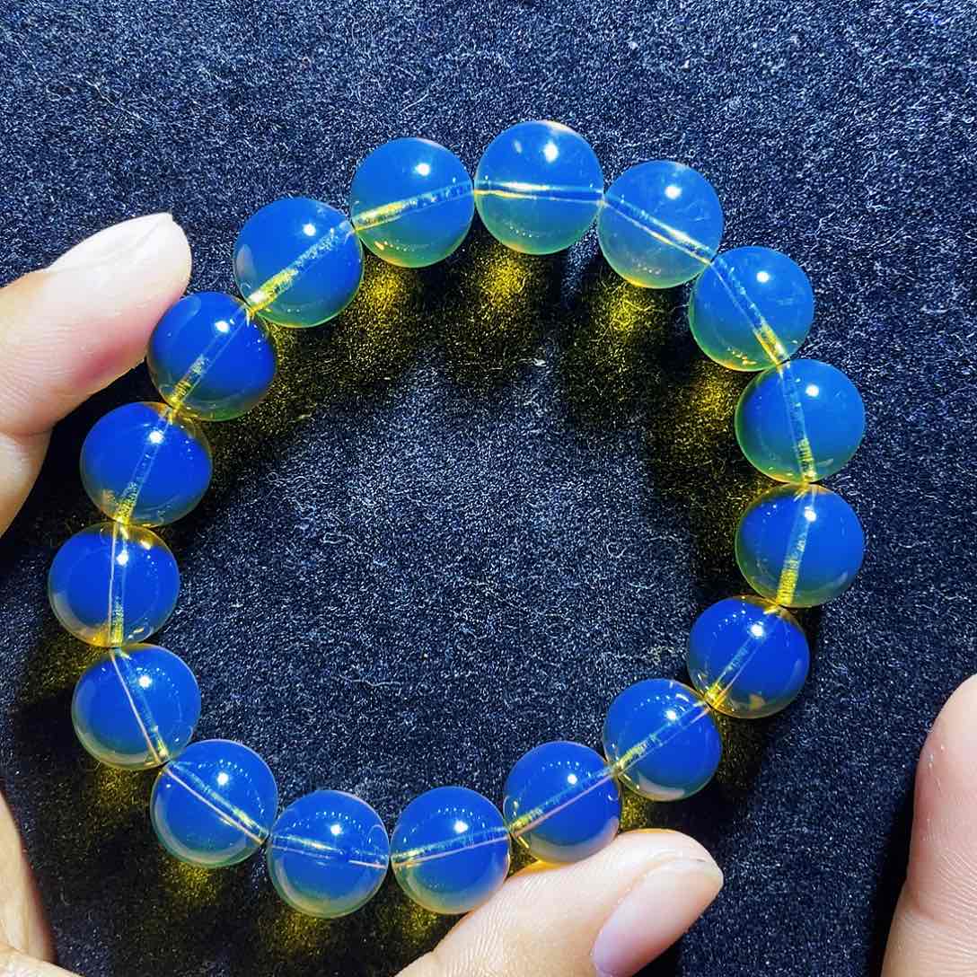 蓝珀裸石未镶嵌异色珀11