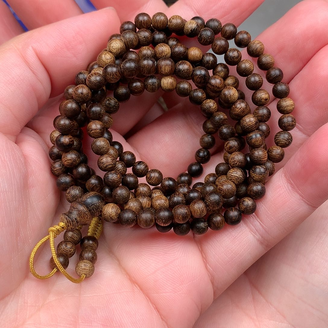 沉香木手串史*师越南芽庄白棋楠玉化留疤