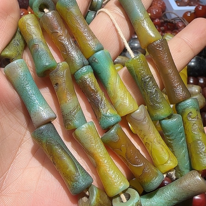 西***开玛瑙/玉髓未镶嵌颈饰