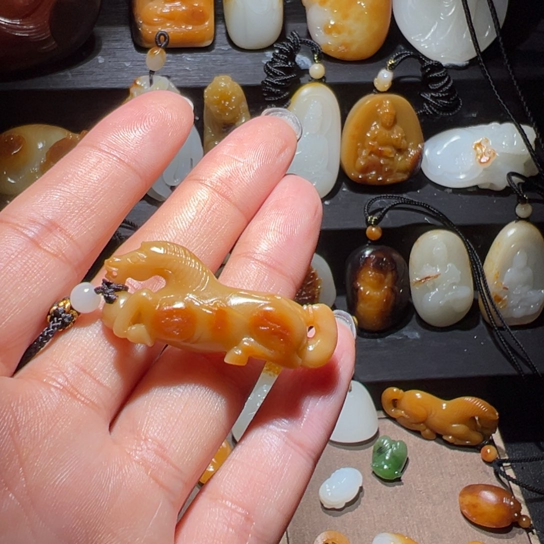 和田玉玉牌未镶嵌勇**前