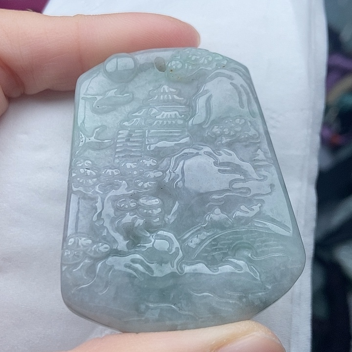 翡翠未镶嵌颈饰翡翠