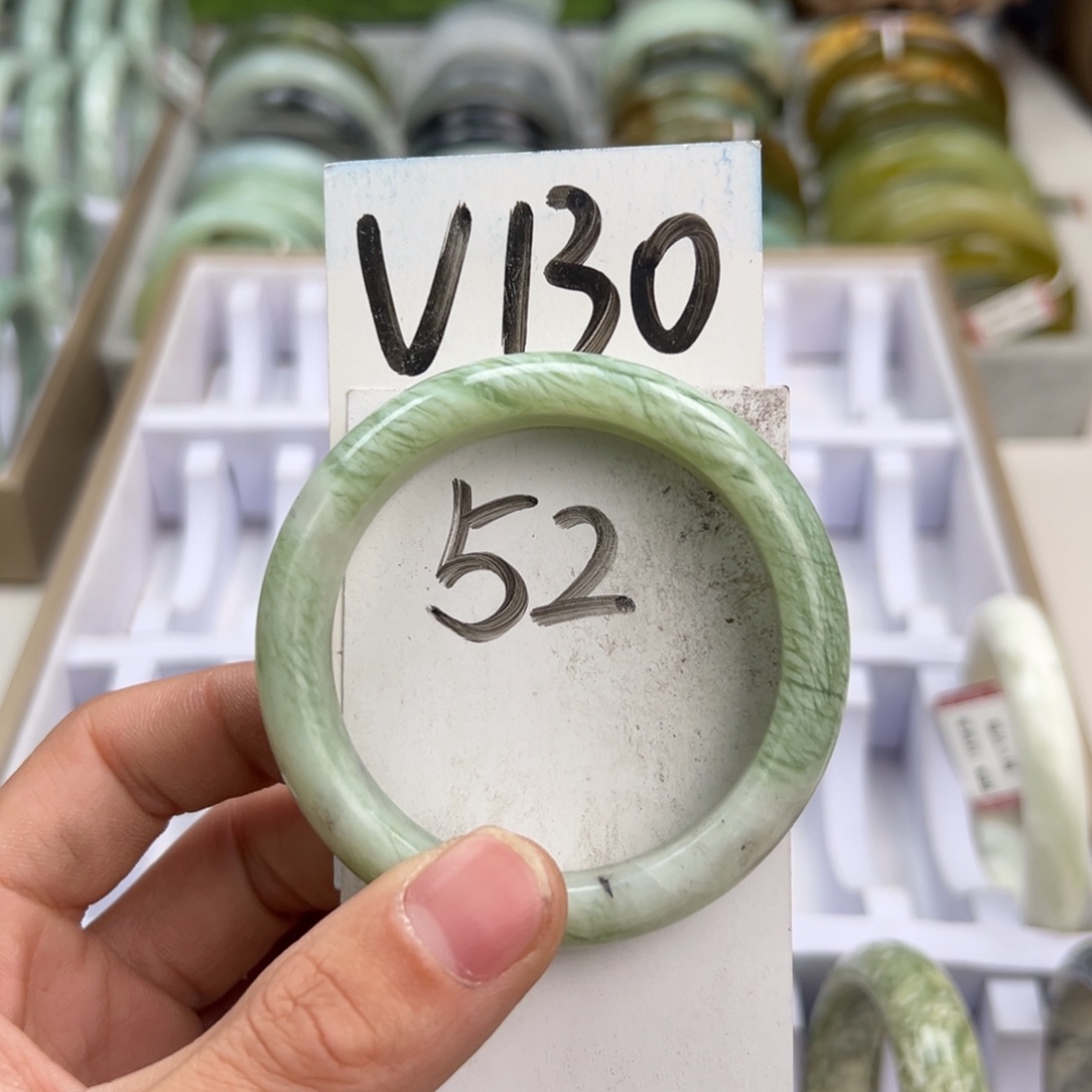 岫玉手镯未镶嵌天然岫玉微瑕