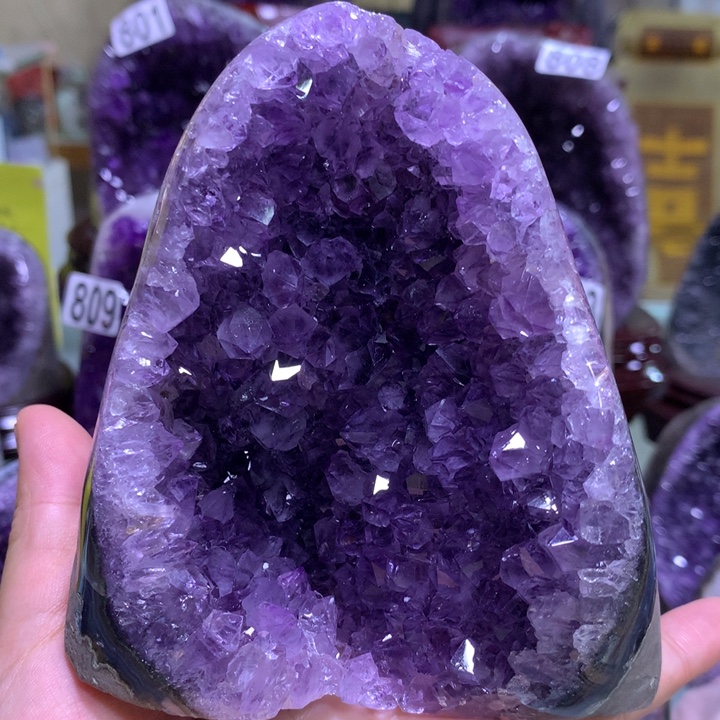 未镶嵌水晶大型摆件（非配饰）