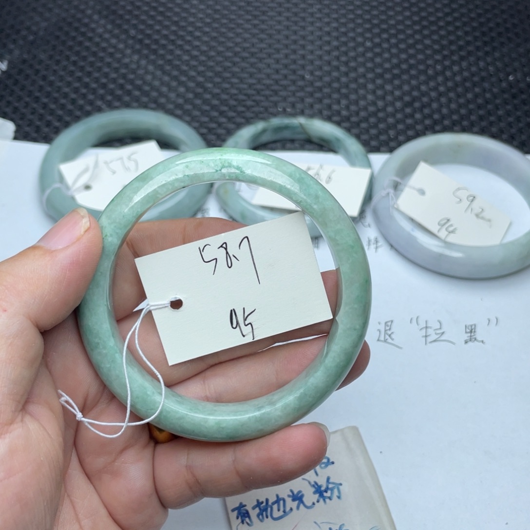 未镶嵌手镯翡翠翡翠手镯95