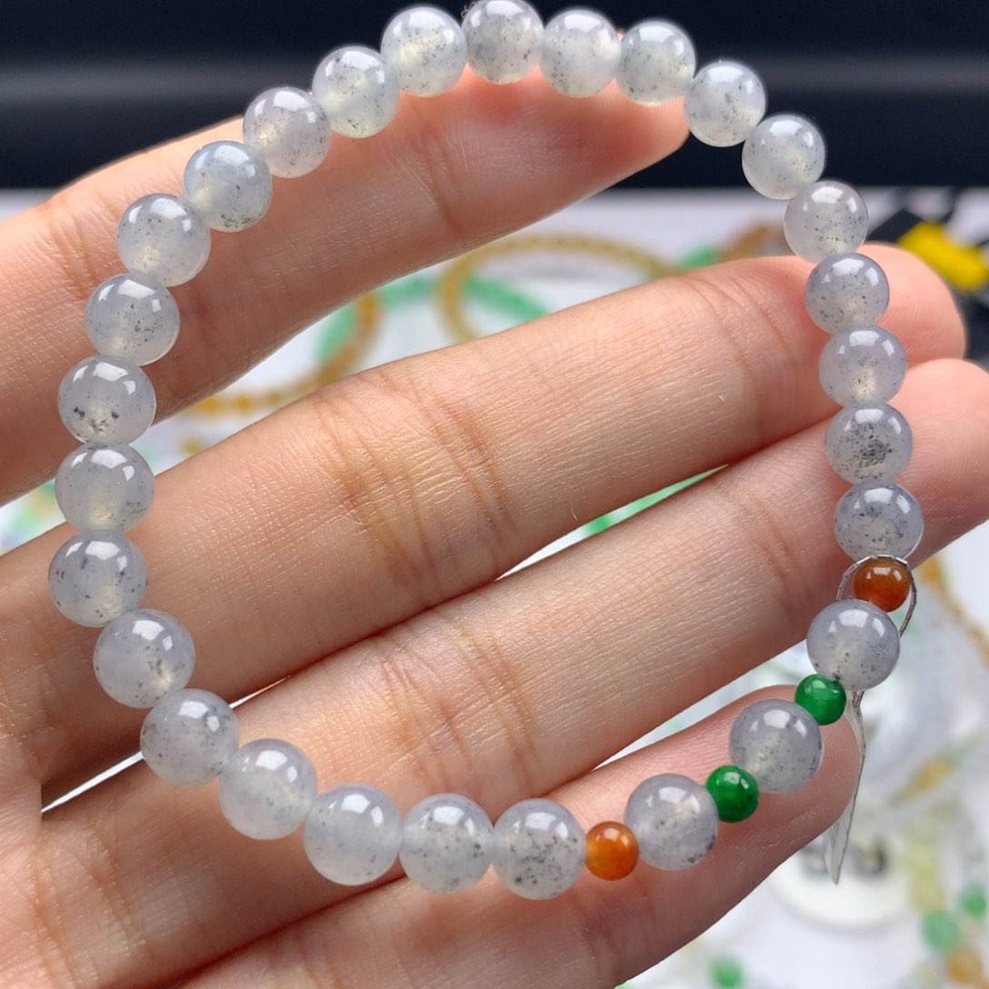 翡翠手链未镶嵌卡