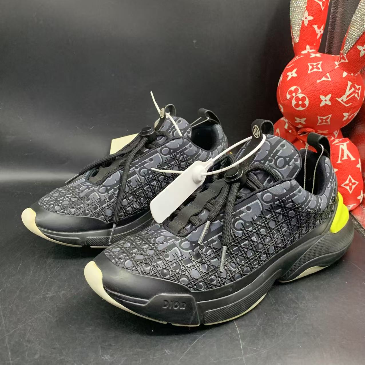 95新 DIOR/迪奥 黑色老花B24时尚运动鞋41欧码kke017