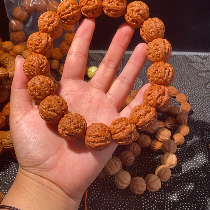 指***云文玩核桃吊坠…………