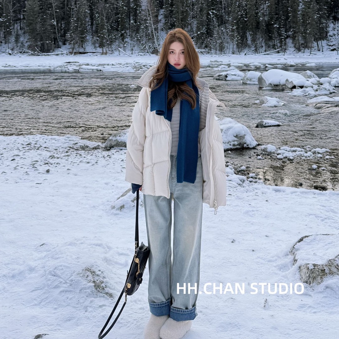 HH.CHAN“浅浅牛”设计师特调浅浅水蓝色窄版显瘦牛仔裤HH53T40503