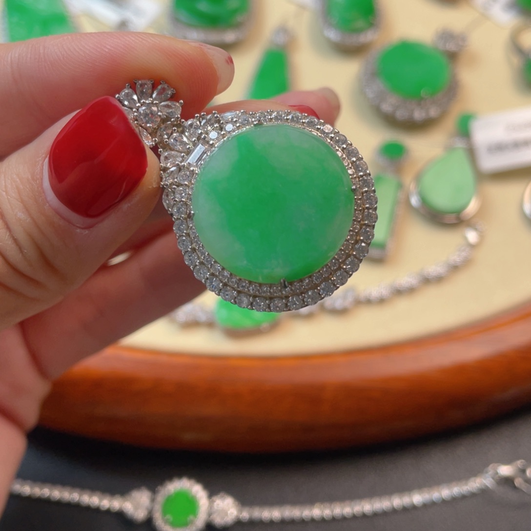 翡翠吊坠(不含链)银S925镶嵌