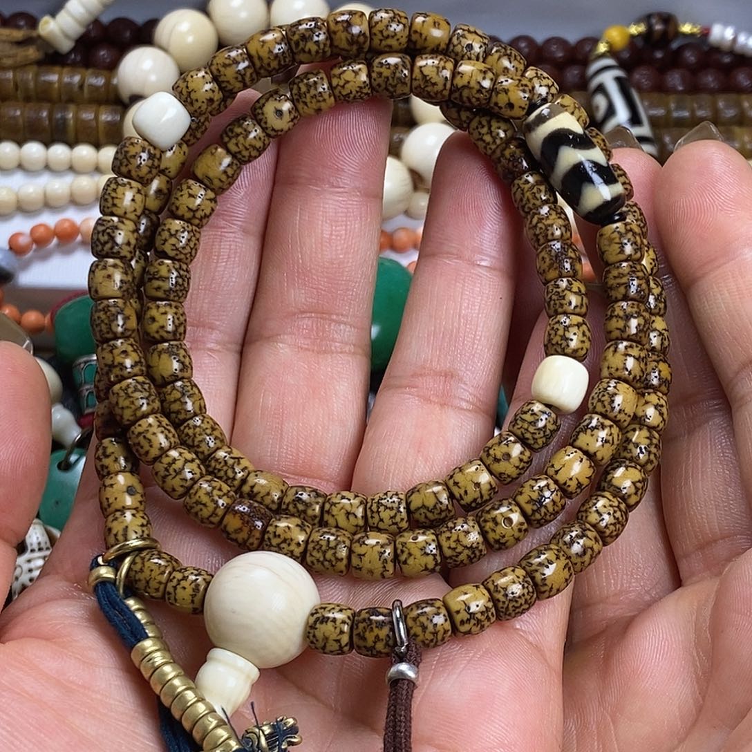 贝壳手串/手链…………………………………………