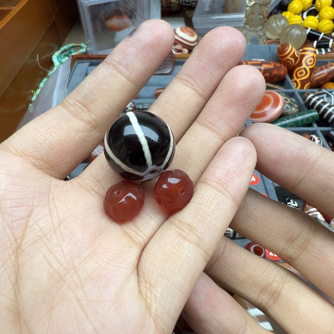 玛瑙/玉髓未镶嵌珠宝半成品