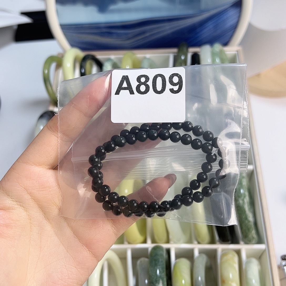 蛇纹石玉手镯未镶嵌月*鸟