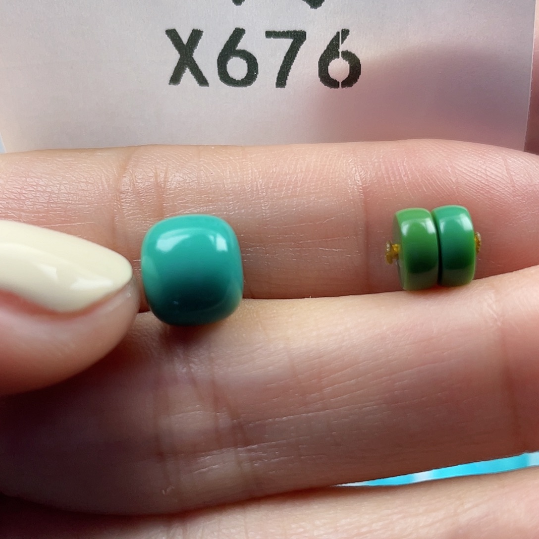 D***y绿松石未镶嵌珠宝奇石