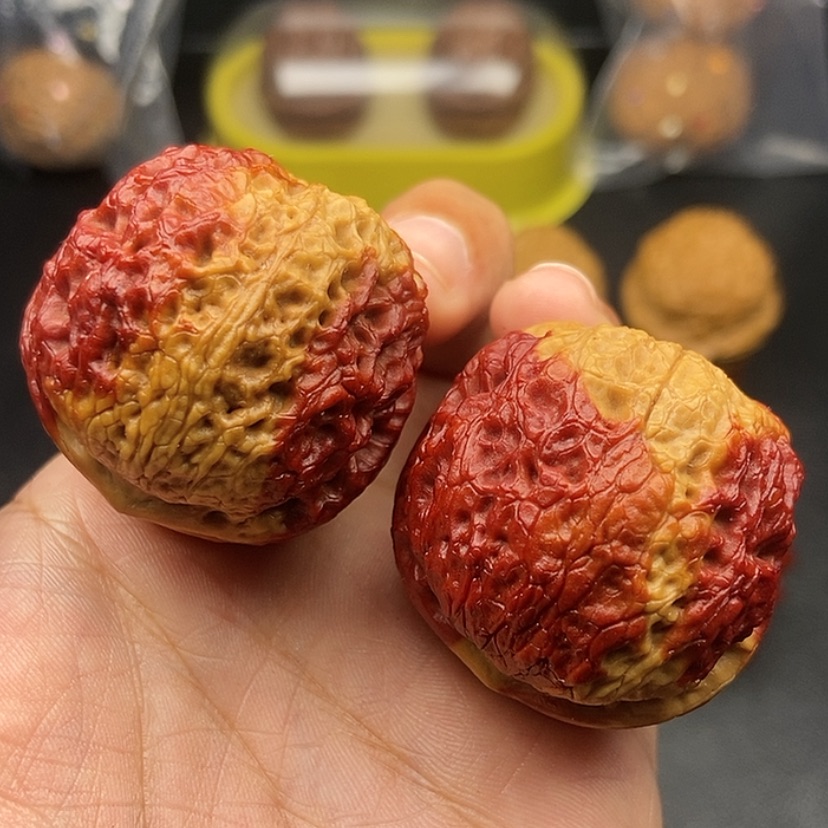 【闪购商品】把件文玩核桃42尺牡丹绣球51.7克