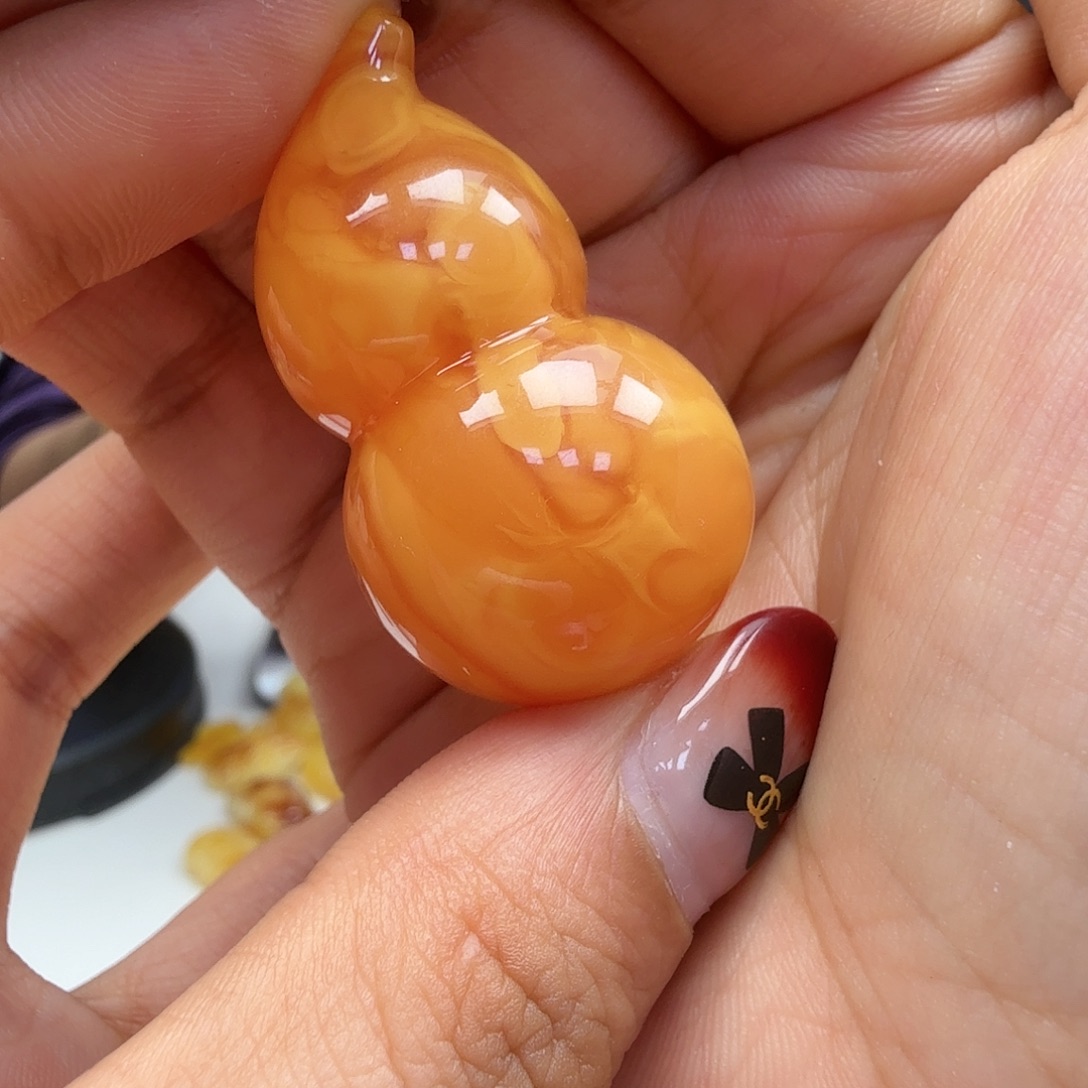 琥珀未镶嵌裸石你好