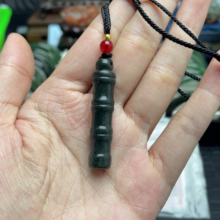 和田玉（糖玉）未镶嵌颈饰和田玉竹节吊坠