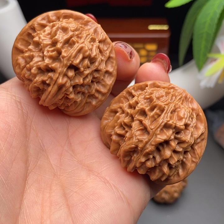 文玩核桃把件四座楼狮子头