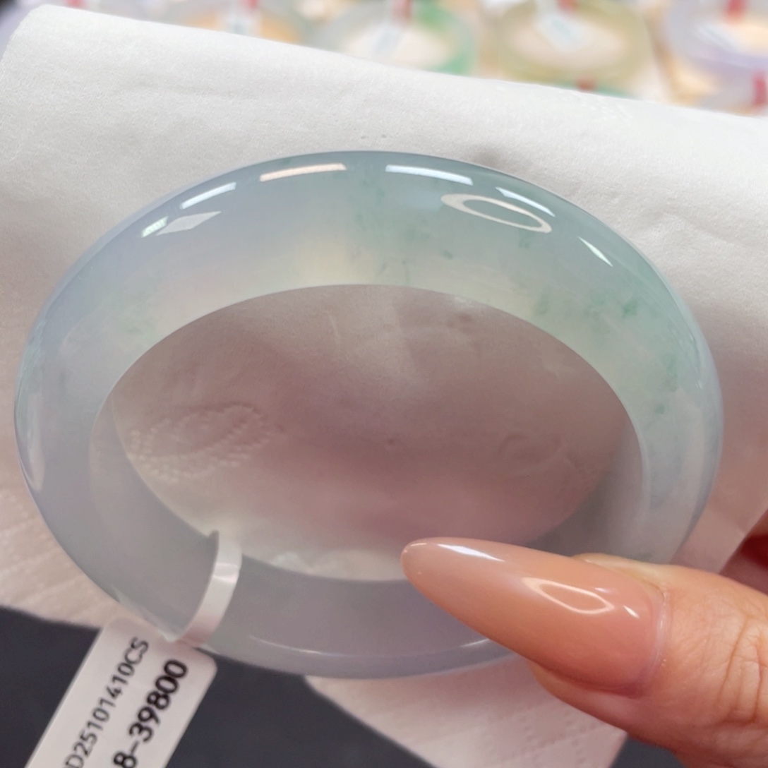 未镶嵌手镯翡翠56.8水润梦幻春彩飘绿花40号