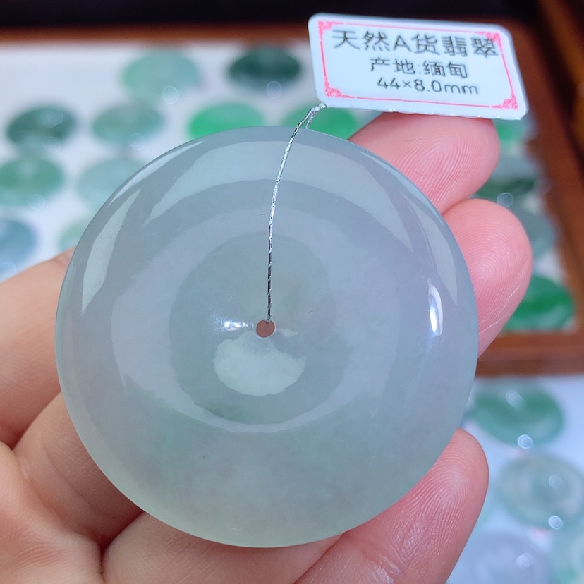 【闪购商品】翡翠吊坠(不含链)未镶嵌