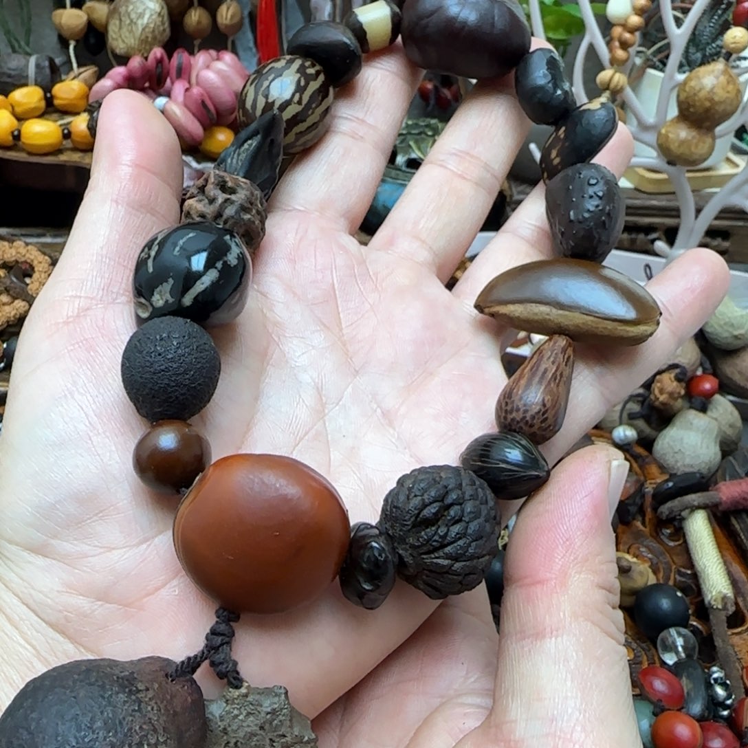 凤眼菩提手串手持