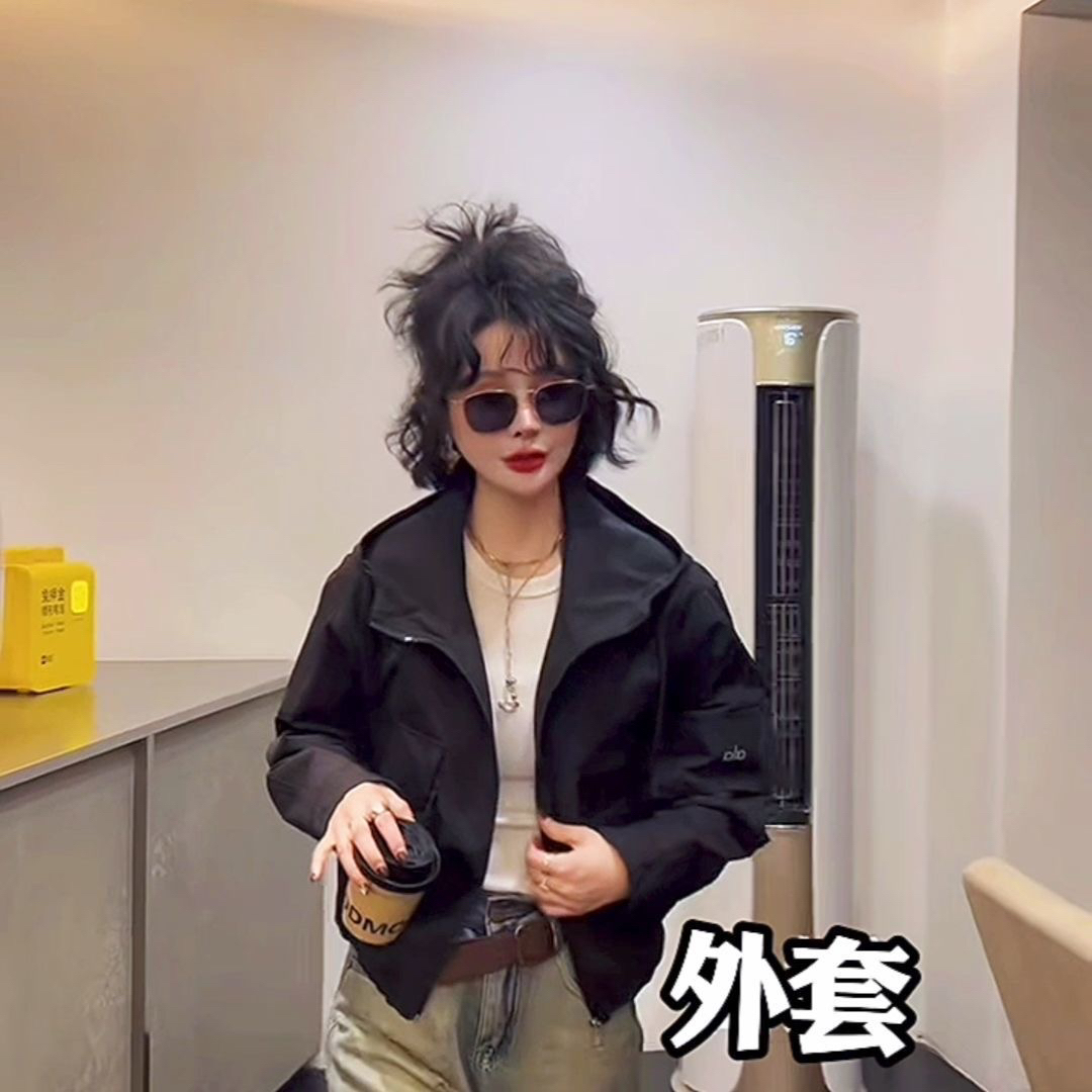 2025秋季新款不起球春秋女纽扣立领长袖短外套时尚百搭高档洋气