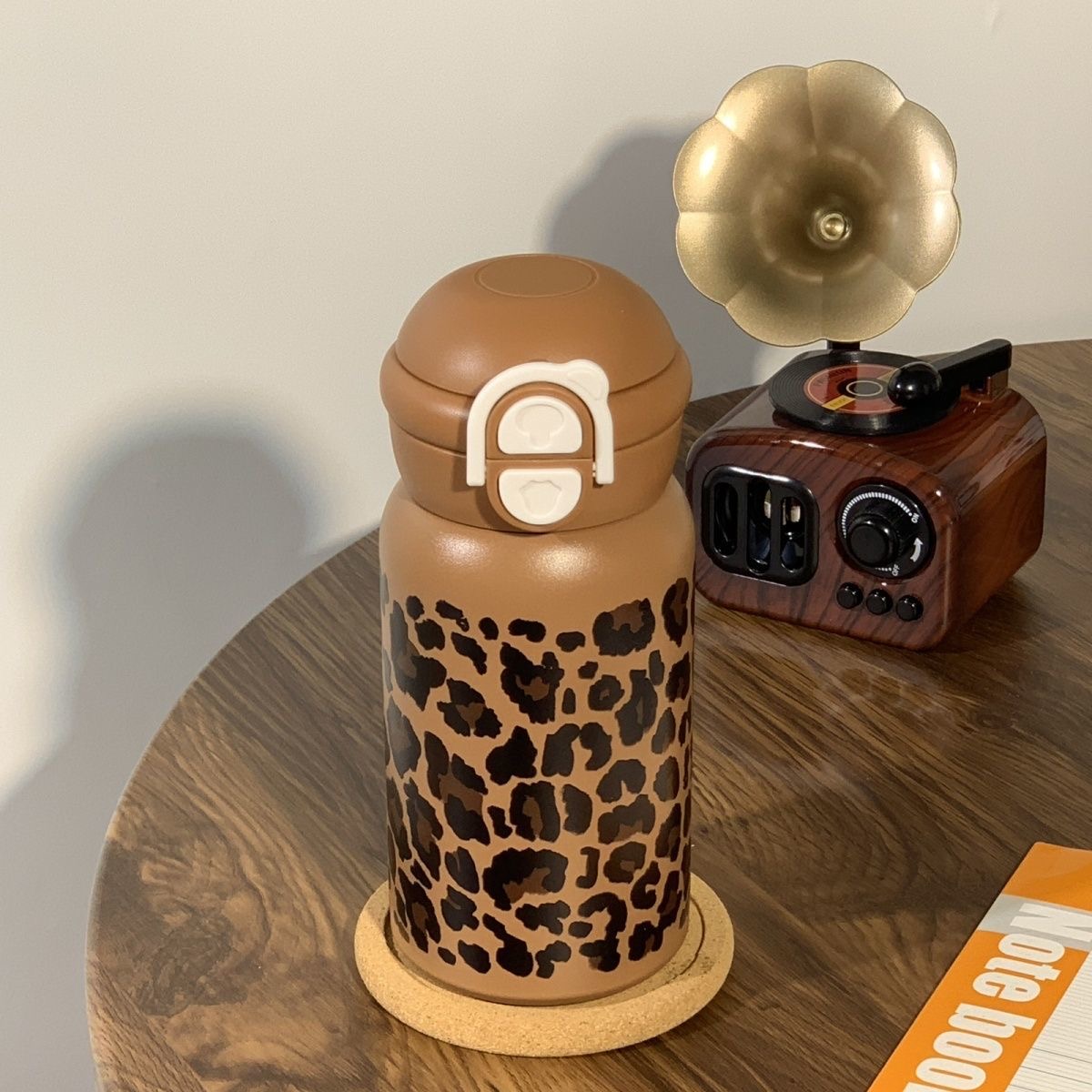 豹纹保温杯女生ins高颜值个性创意便携家用带吸管双饮口学生水杯