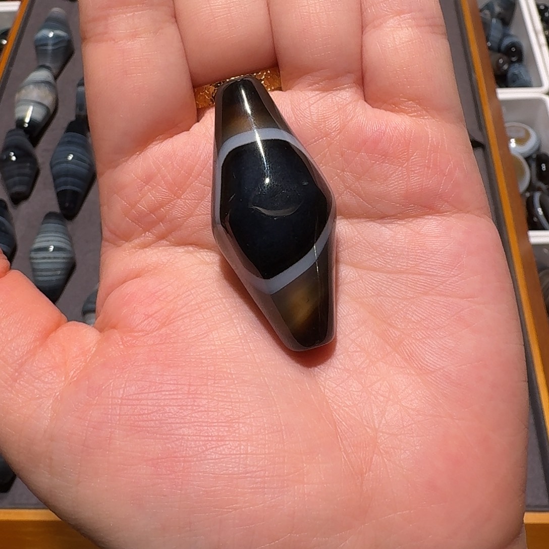 玛瑙/玉髓合金颈饰