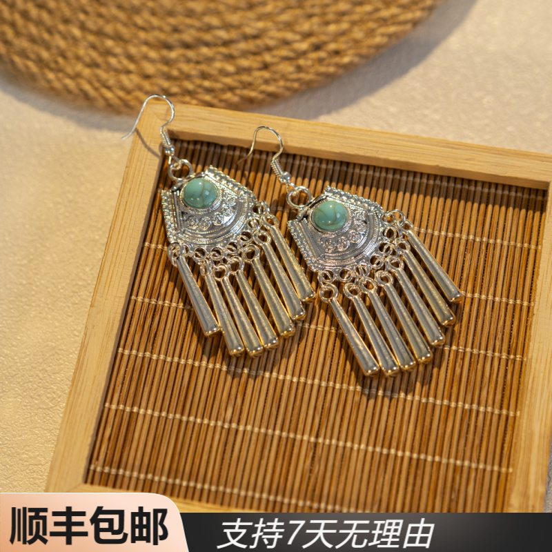 S29旅行气质长款时尚百搭民族风手工轻奢复古宫廷风耳饰