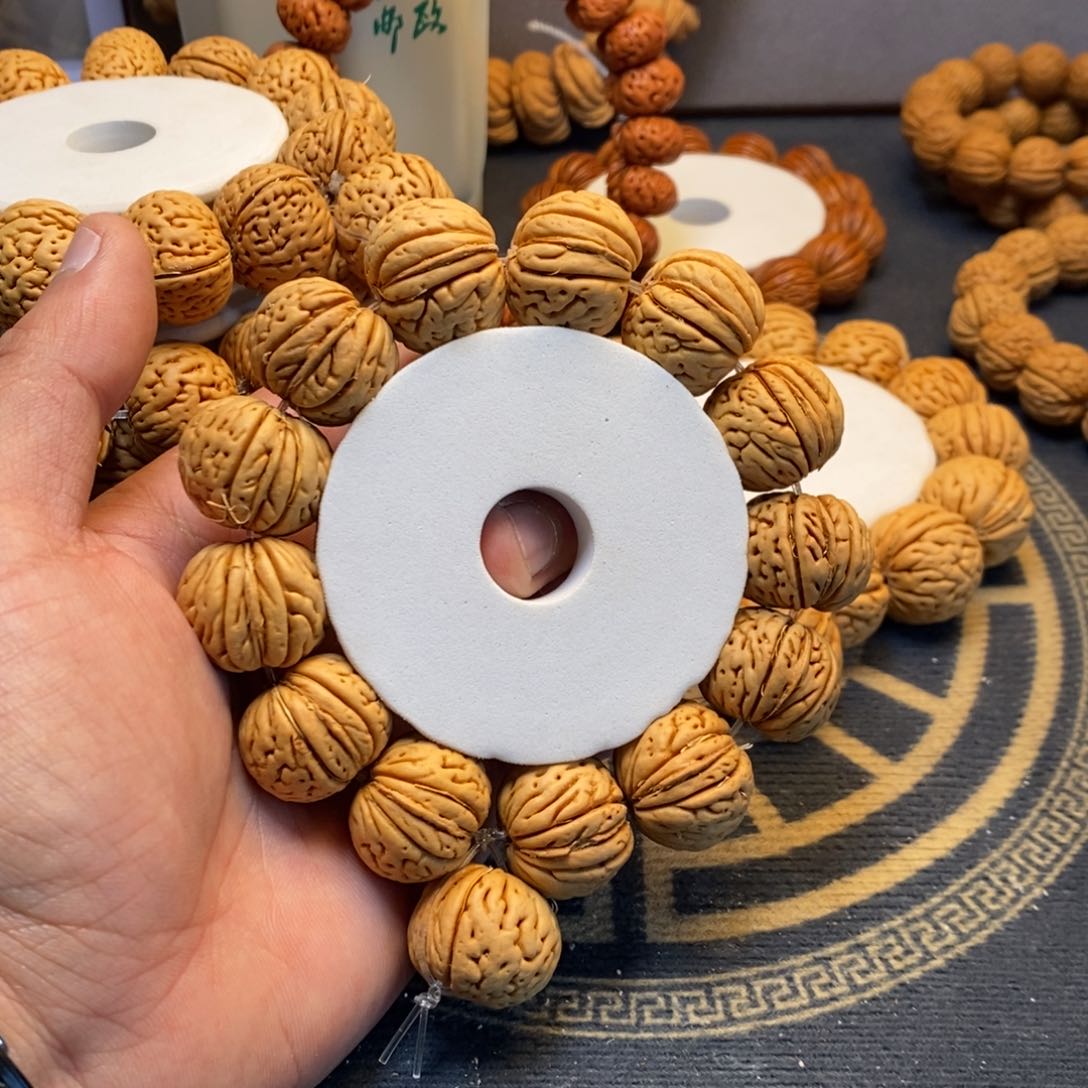 桃核吊坠磨盘桃核23交朋友