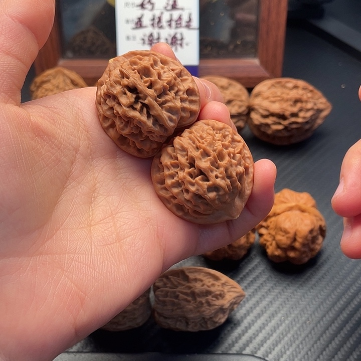 杨***～手串/手链核桃秦岭