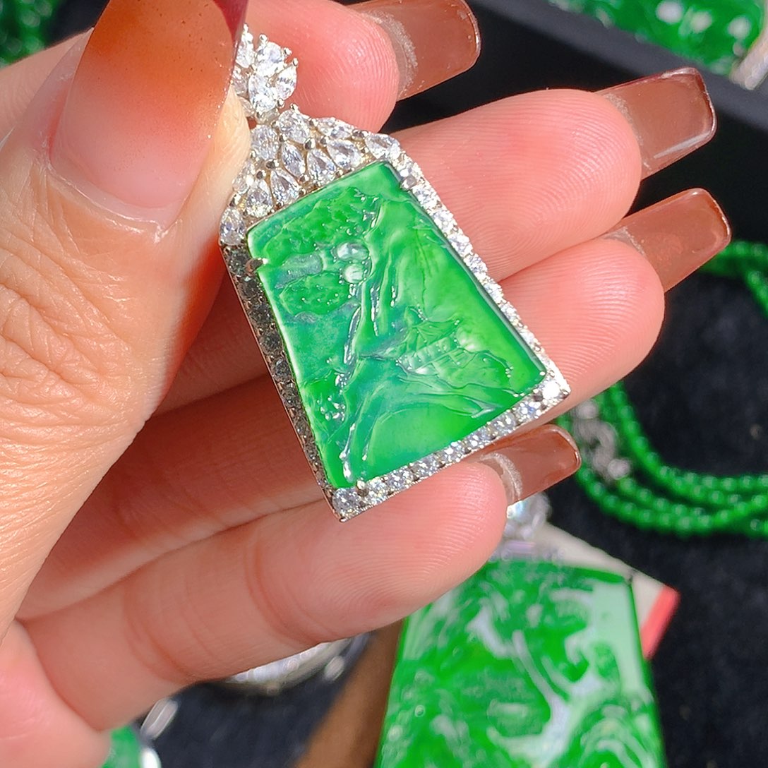 翡翠吊坠(不含链)未镶嵌