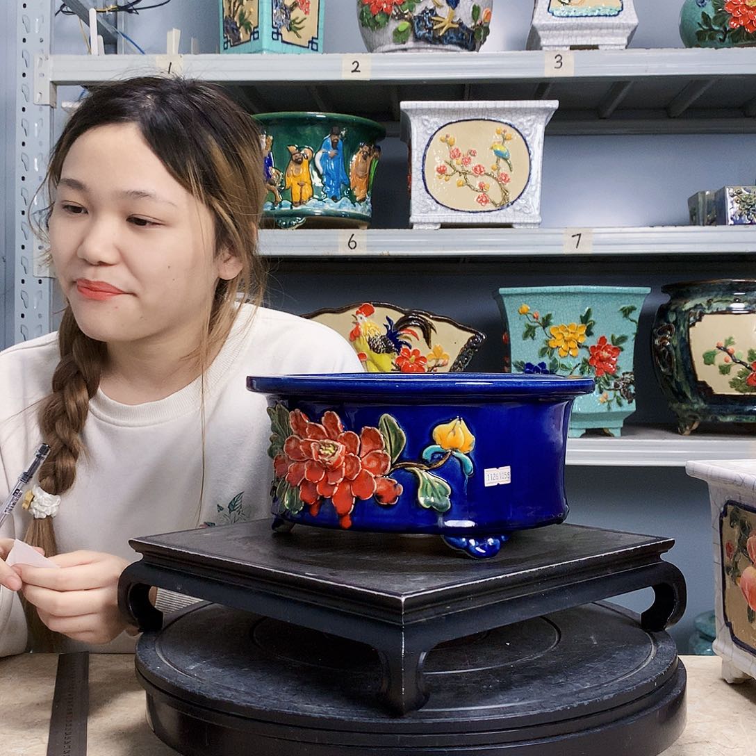 一**蓝实物拍摄湾盆石湾盆