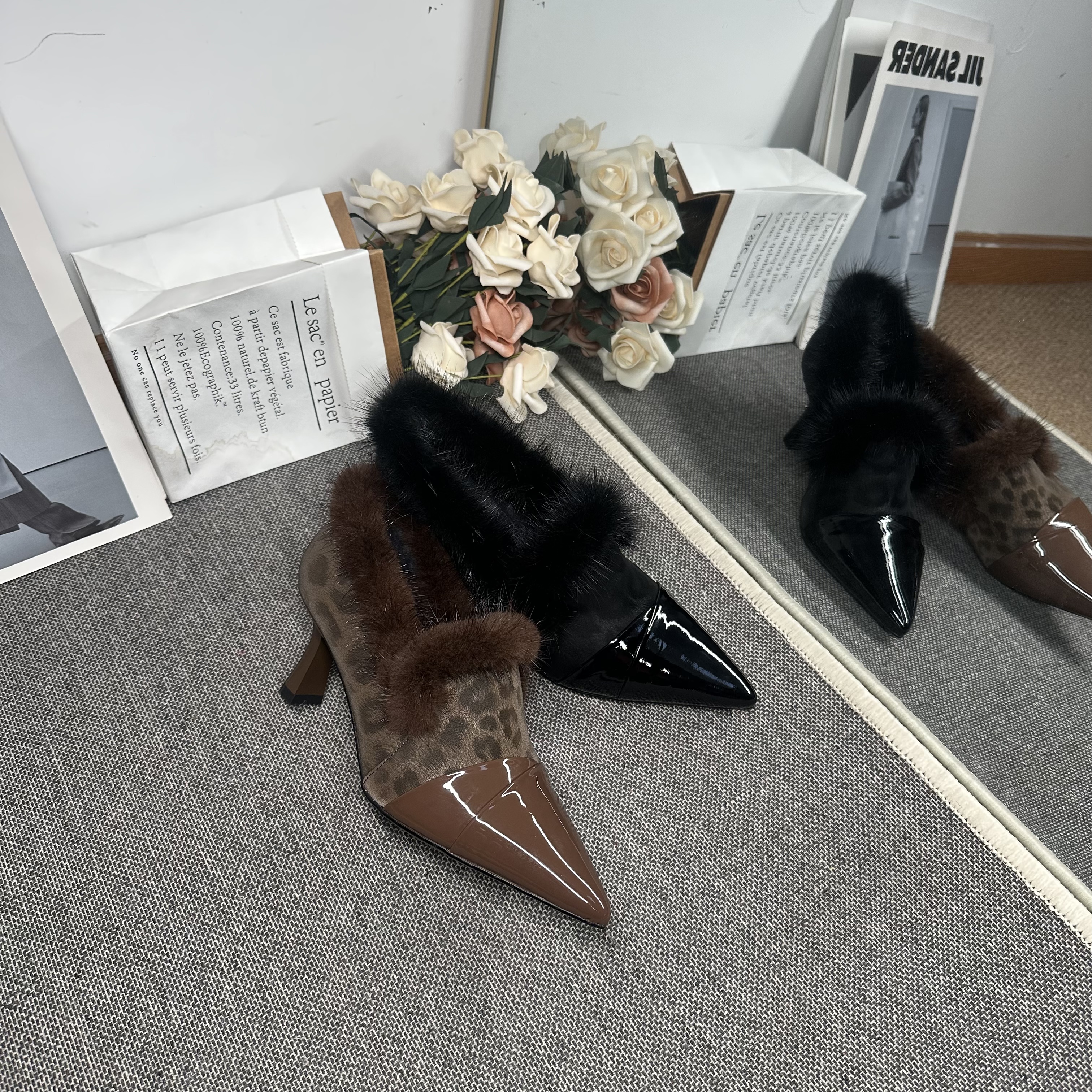 【毛毛鞋】MQE牛皮/6CM/33-40/牛漆皮拼接尖头水貂毛加绒毛毛鞋