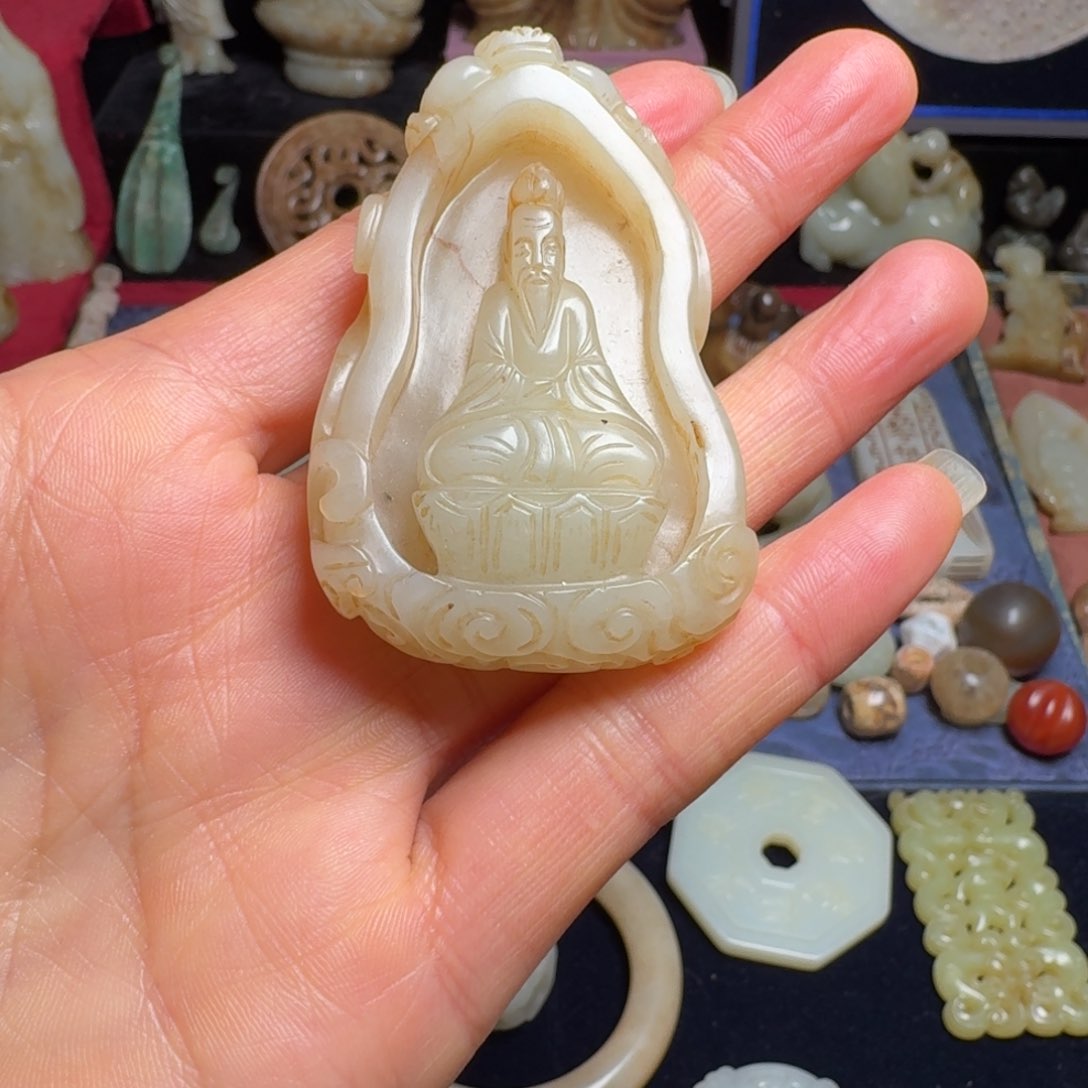 和田玉（糖玉）挂件未镶嵌