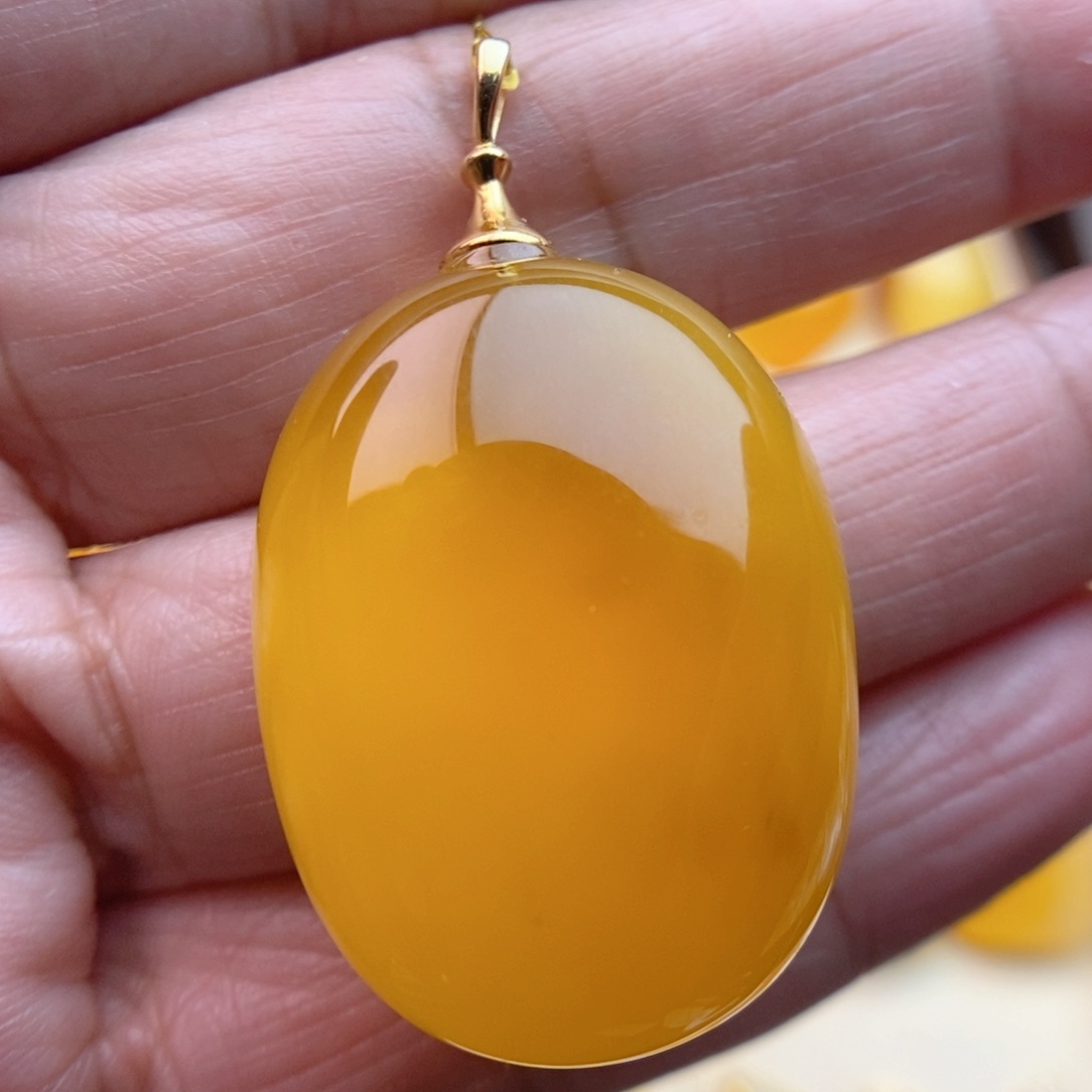 琥珀颈饰银S925镀金镶嵌