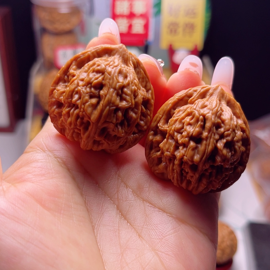 文玩核桃吊坠全品虎头王