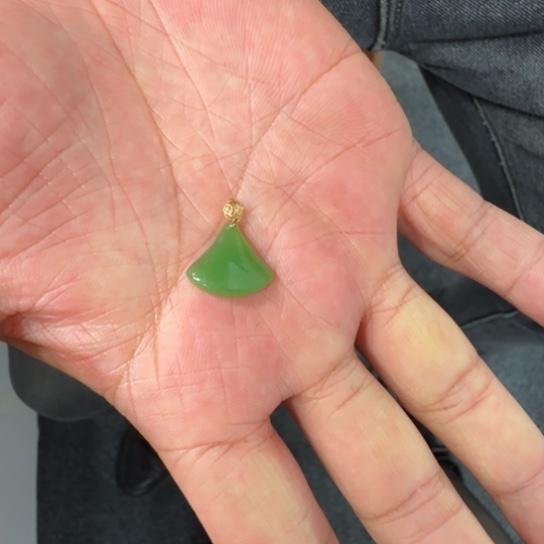 和田玉颈饰18K金镶嵌