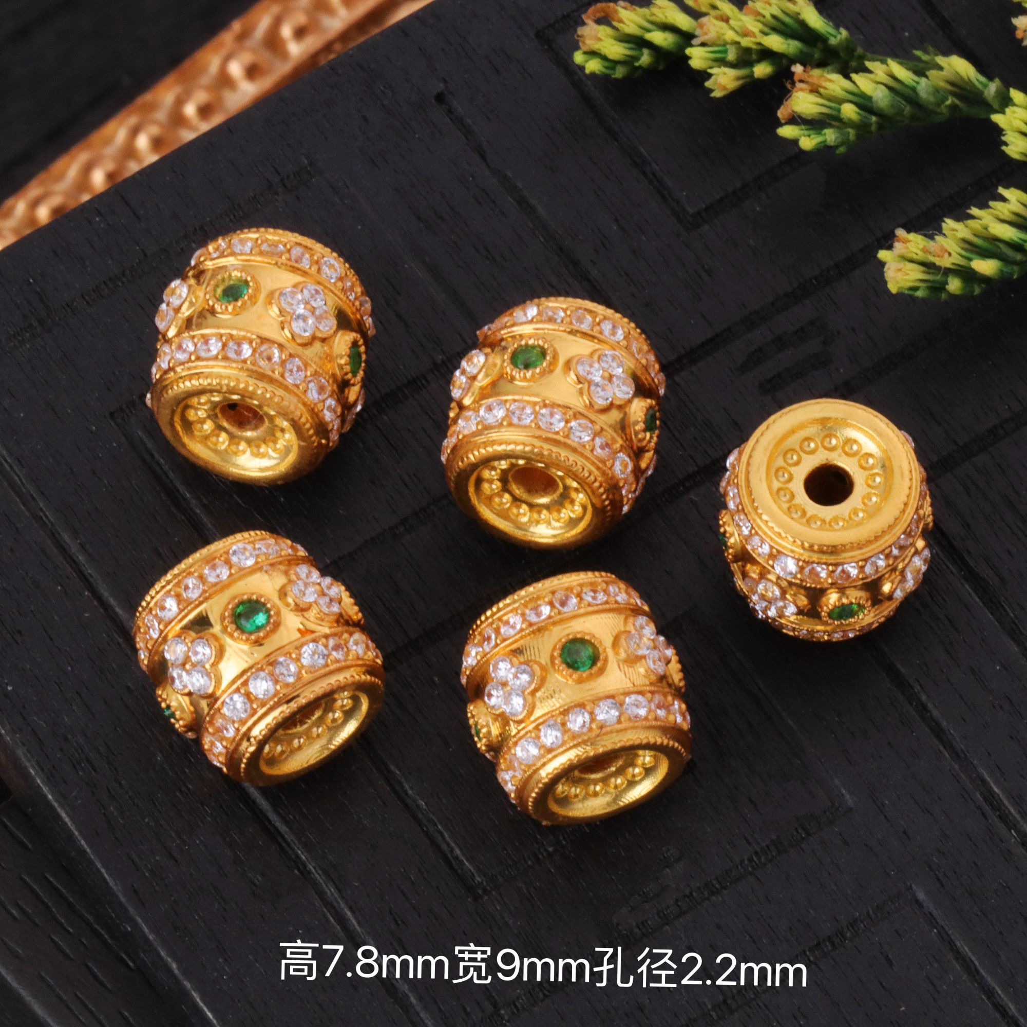 【来福工厂】18k金豪镶祖母爆闪绿四叶草花花大号9mm桶珠路路通配饰