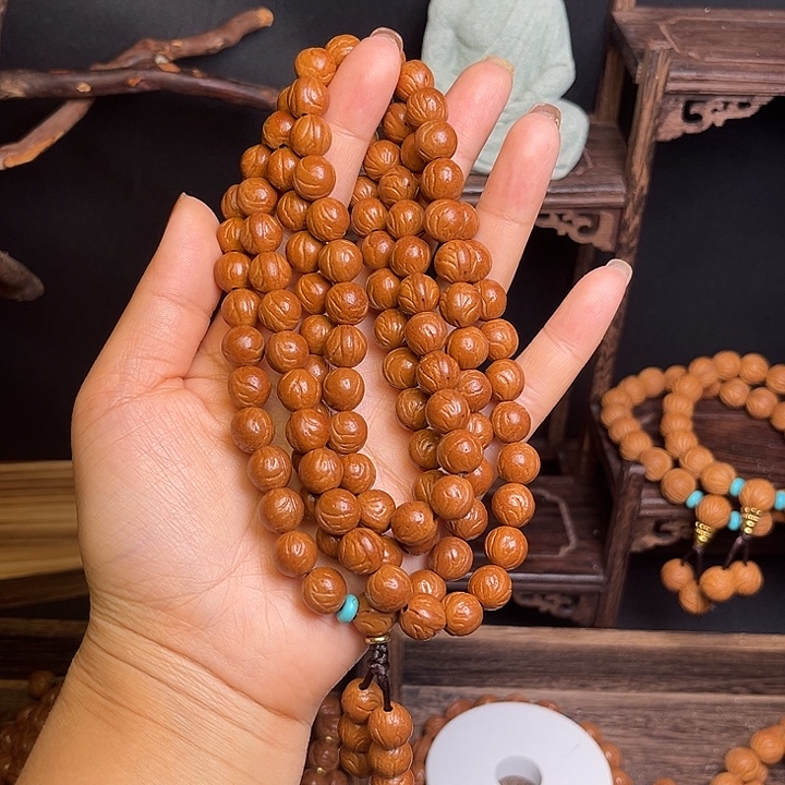 果****手串桃核玉龙脊脖挂