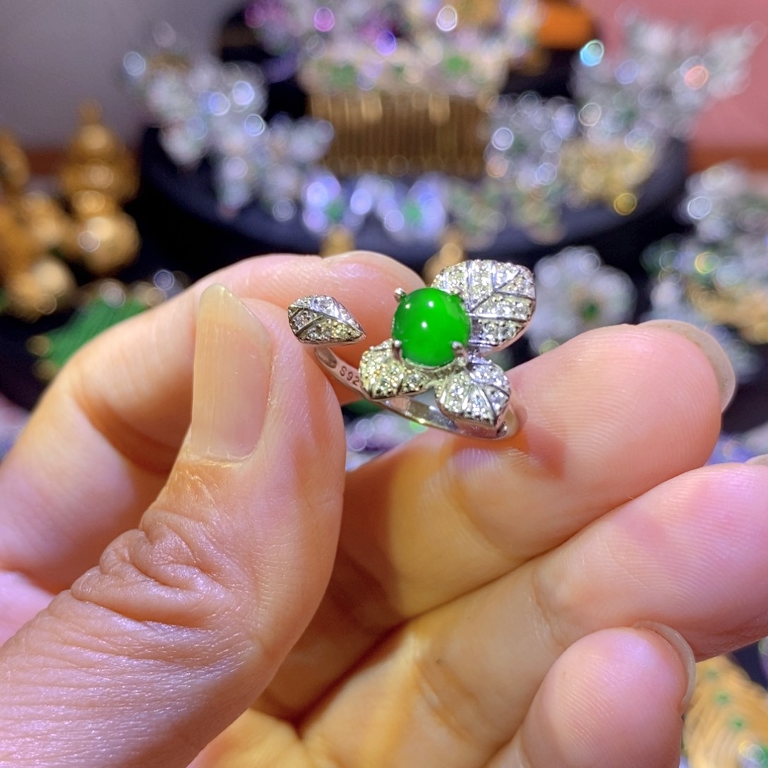 翡翠银S925镶嵌项圈