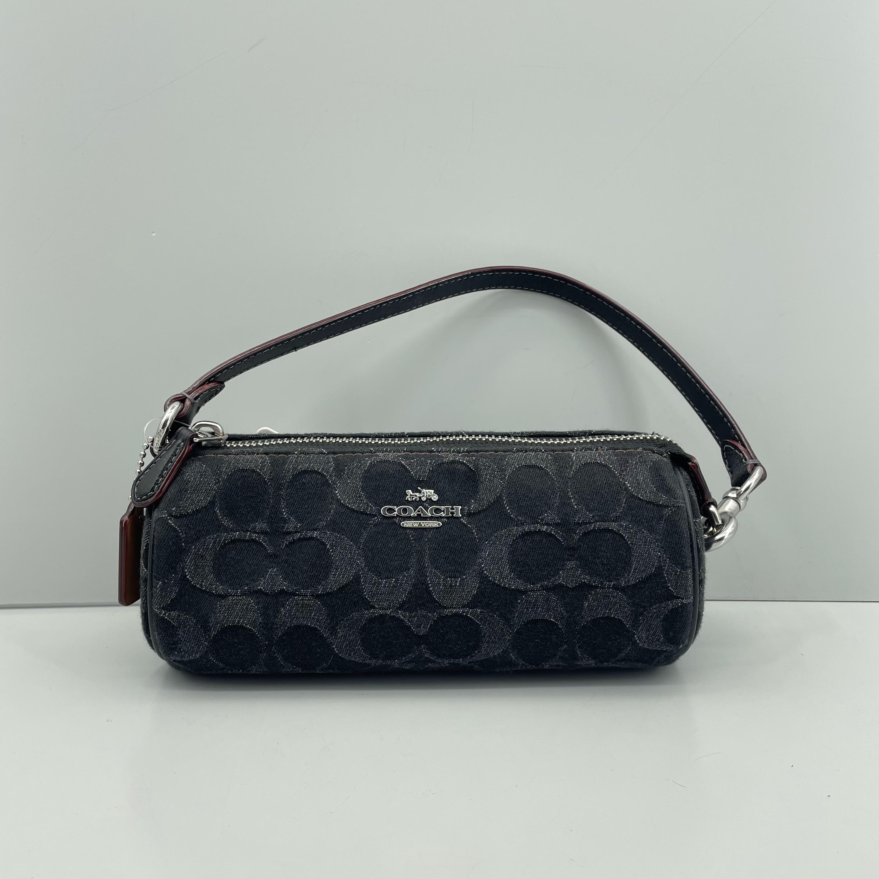 95新 COACH/蔻驰 黑色老花圆筒包20*10*9cmE010713
