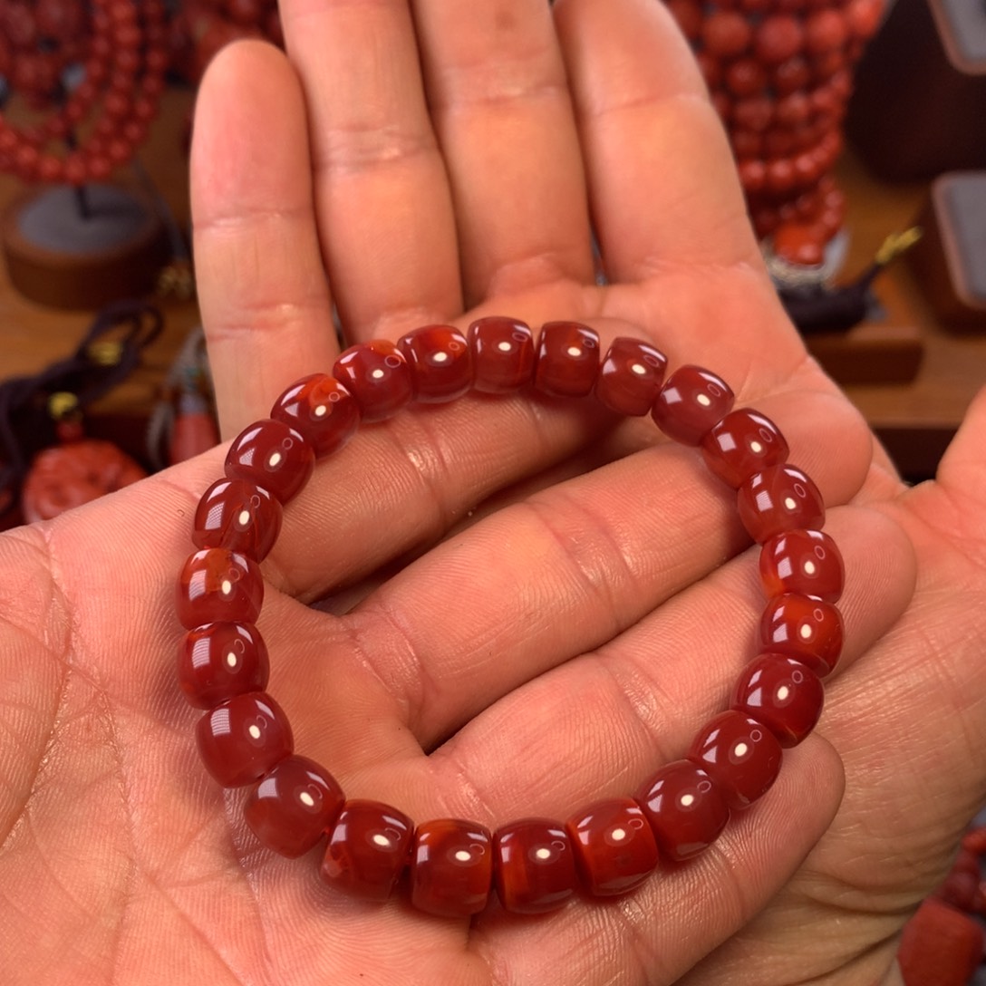 南红玛瑙配饰未镶嵌