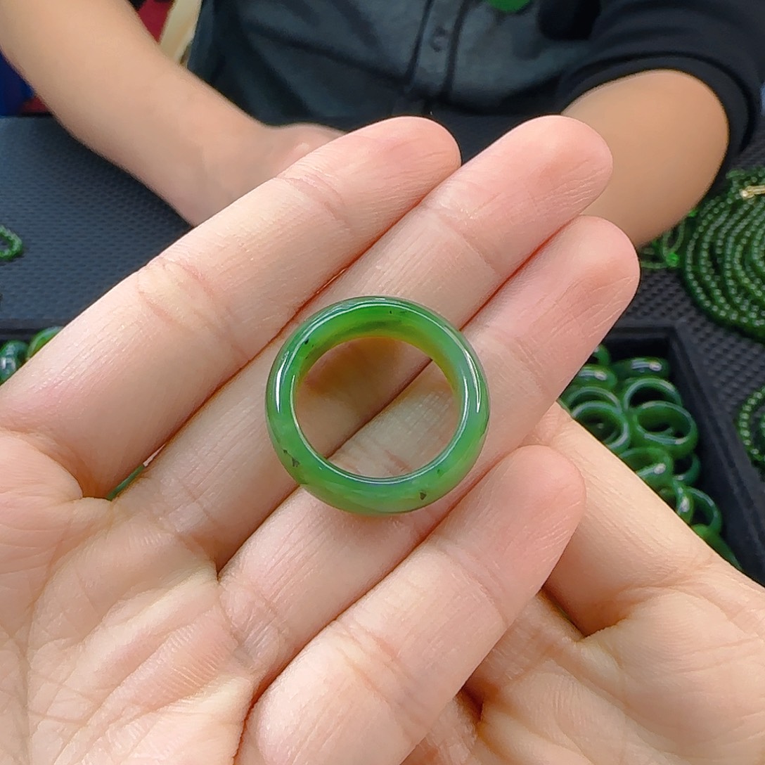 未镶嵌戒指和田玉碧玉戒圈卡18、19多样性发其一